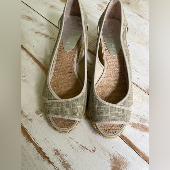 Donald J. Pliner Coraa Linen Espadrille Wedge Sandals sz 6.5 peep toe summer EUC - Picture 4 of 13